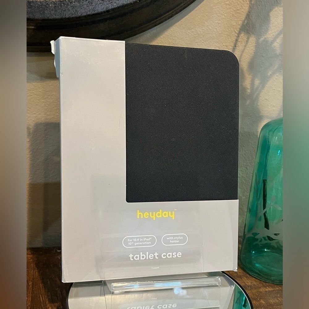 Heyday tablet case, new!